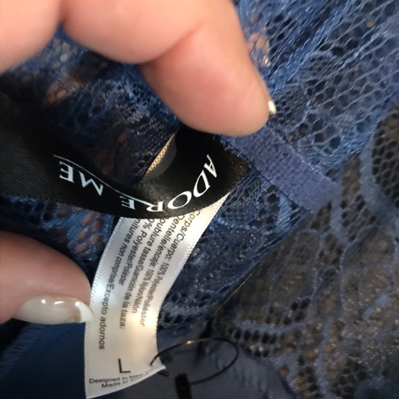 Negligee - Picture 4 of 4